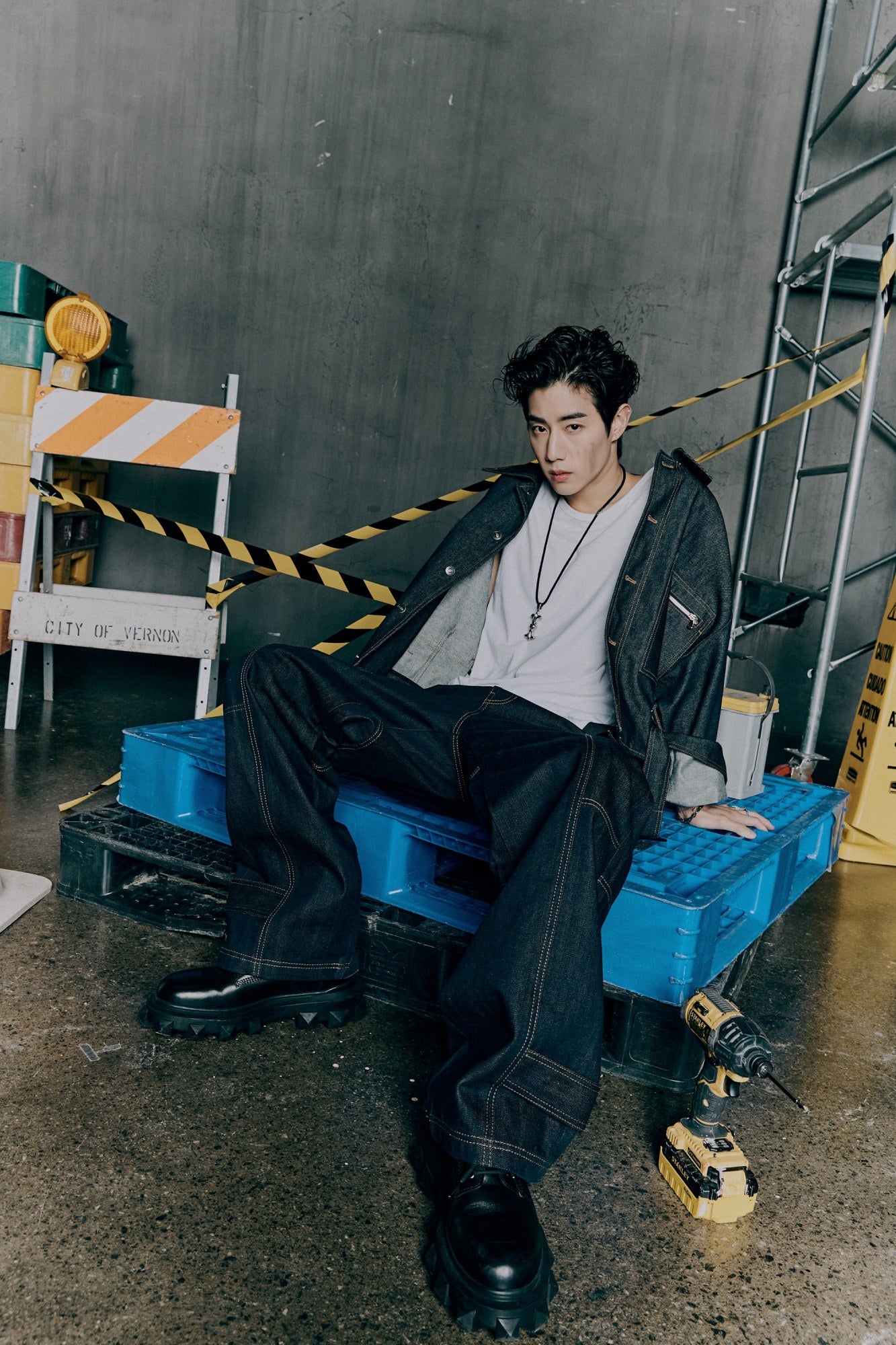 MARK TUAN